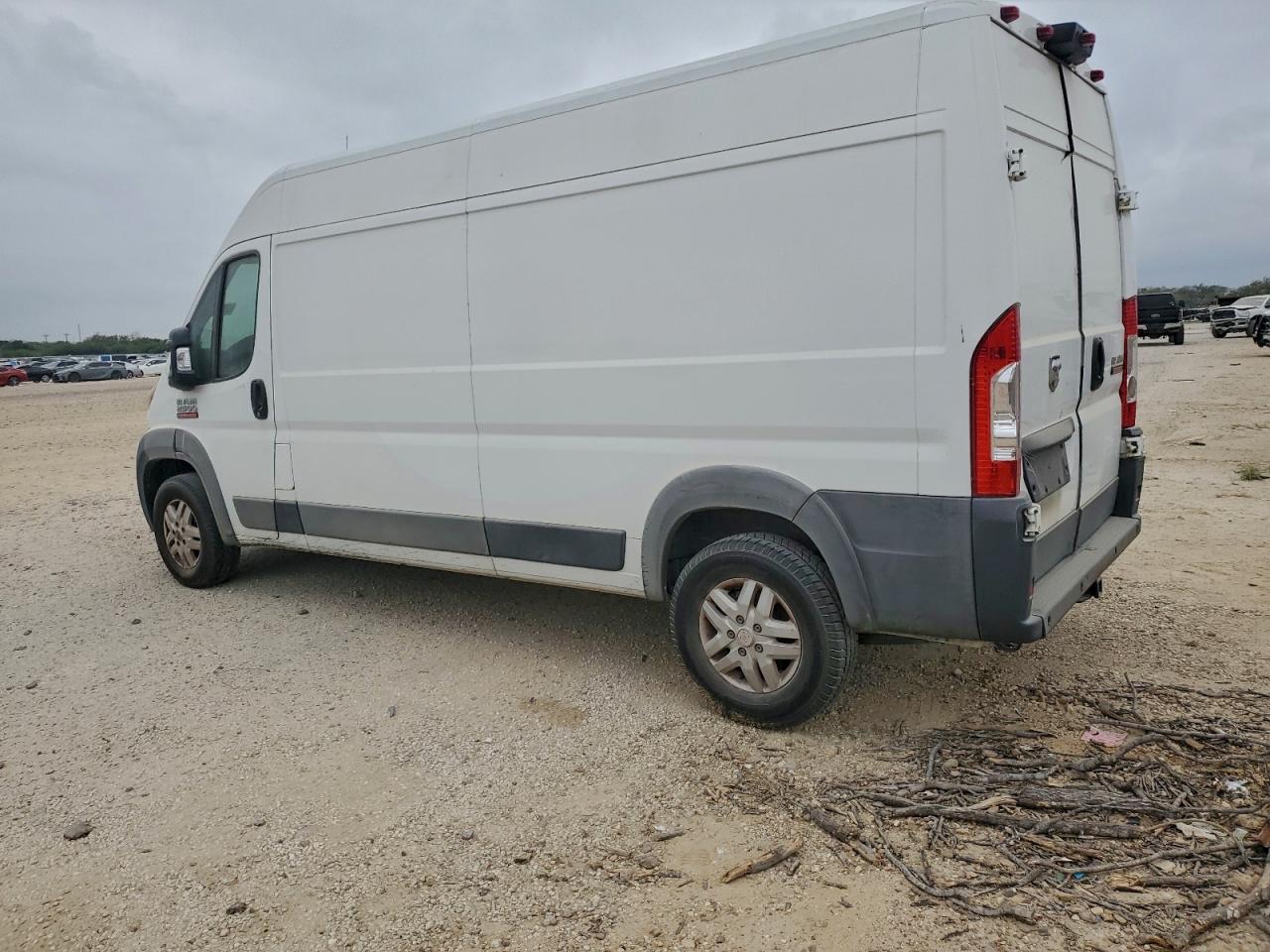 RAM PROMASTER 2500 HIGH