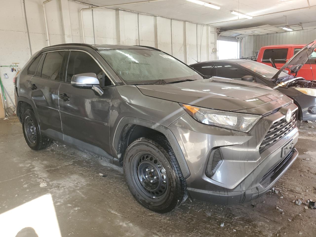 TOYOTA RAV4 LE