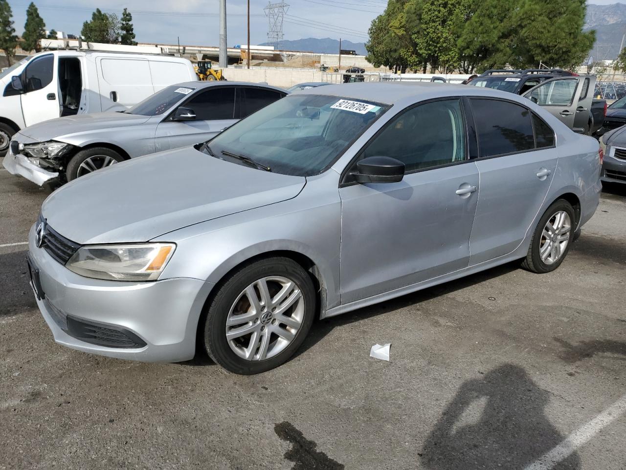 VOLKSWAGEN JETTA BASE