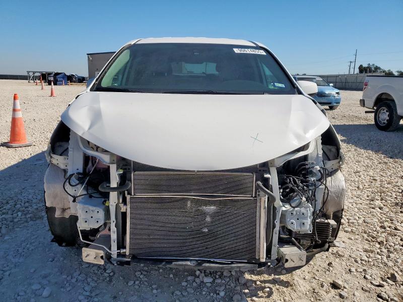 2022 TOYOTA SIENNA LE - 5TDKRKEC4NS110857