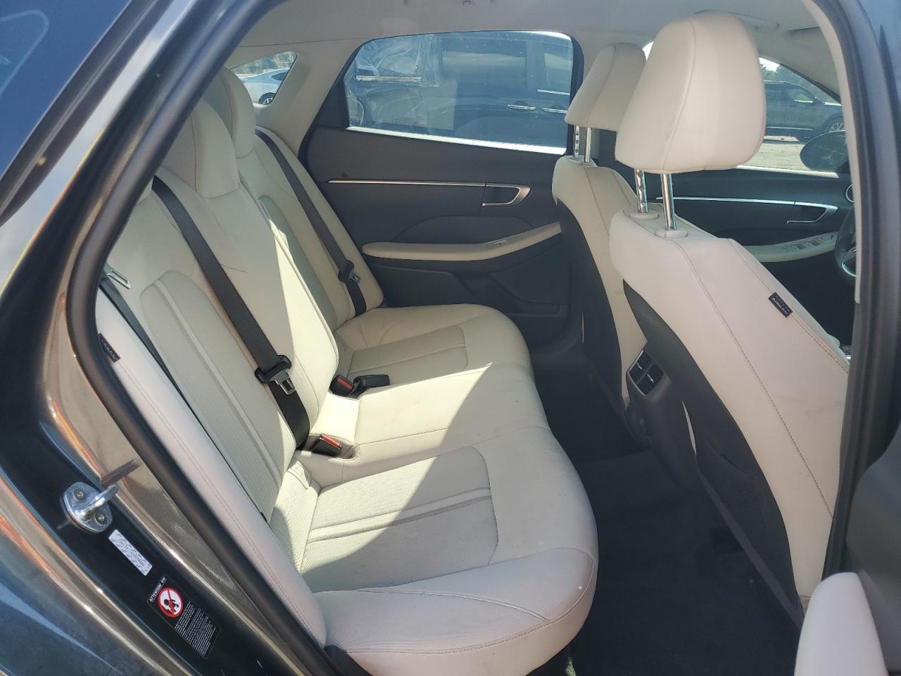 HYUNDAI SONATA HYBRID