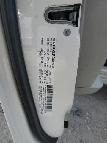 2010 CHRYSLER TOWN & COU - 2A4RR5D19AR137677