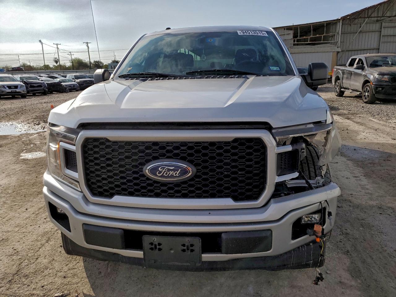 Lot #3303628932 2019 FORD F150 SUPER