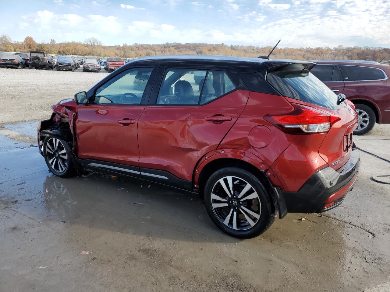 NISSAN KICKS SR