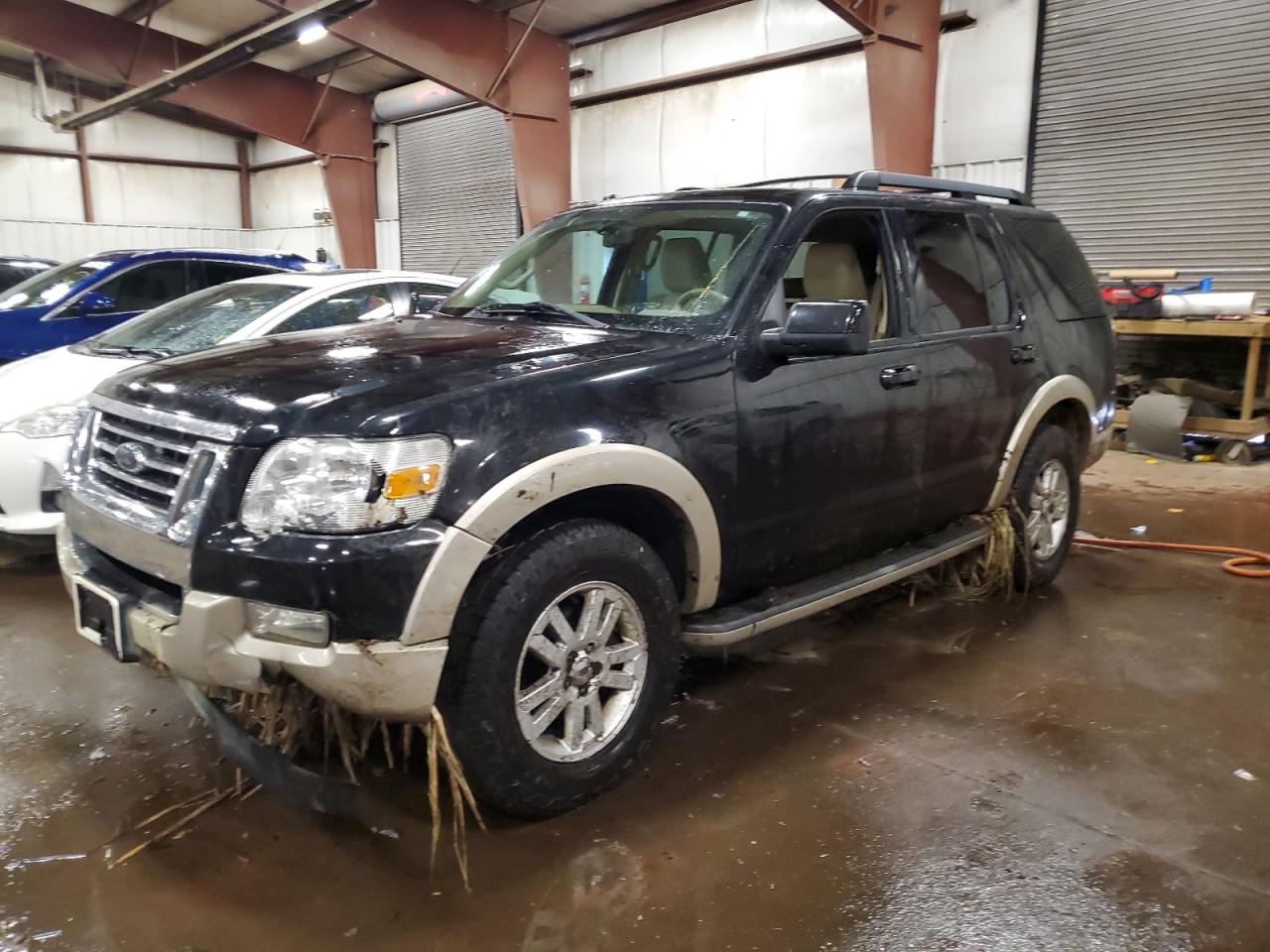 FORD EXPLORER EDDIE BAUER