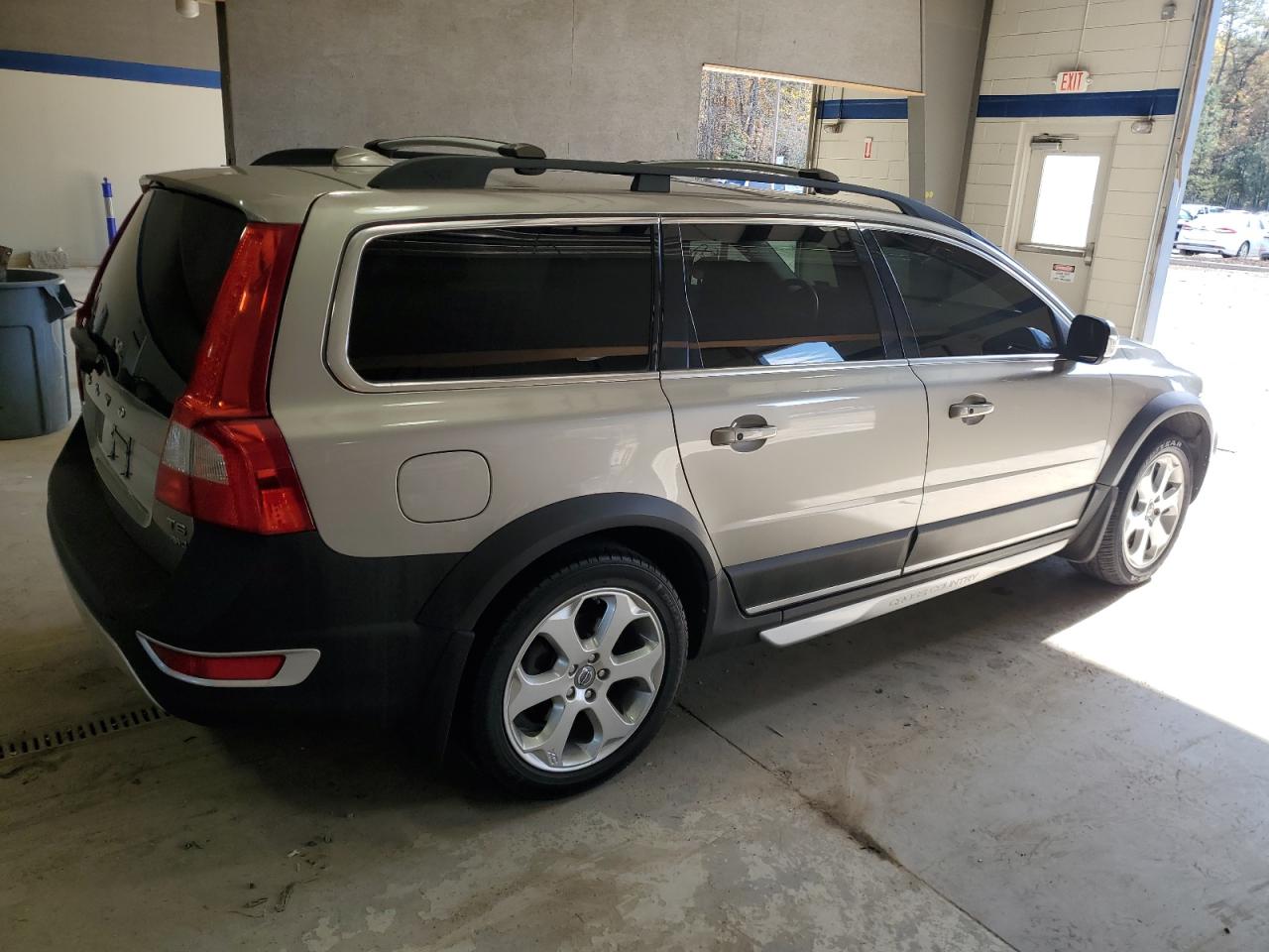 VOLVO XC70 T6