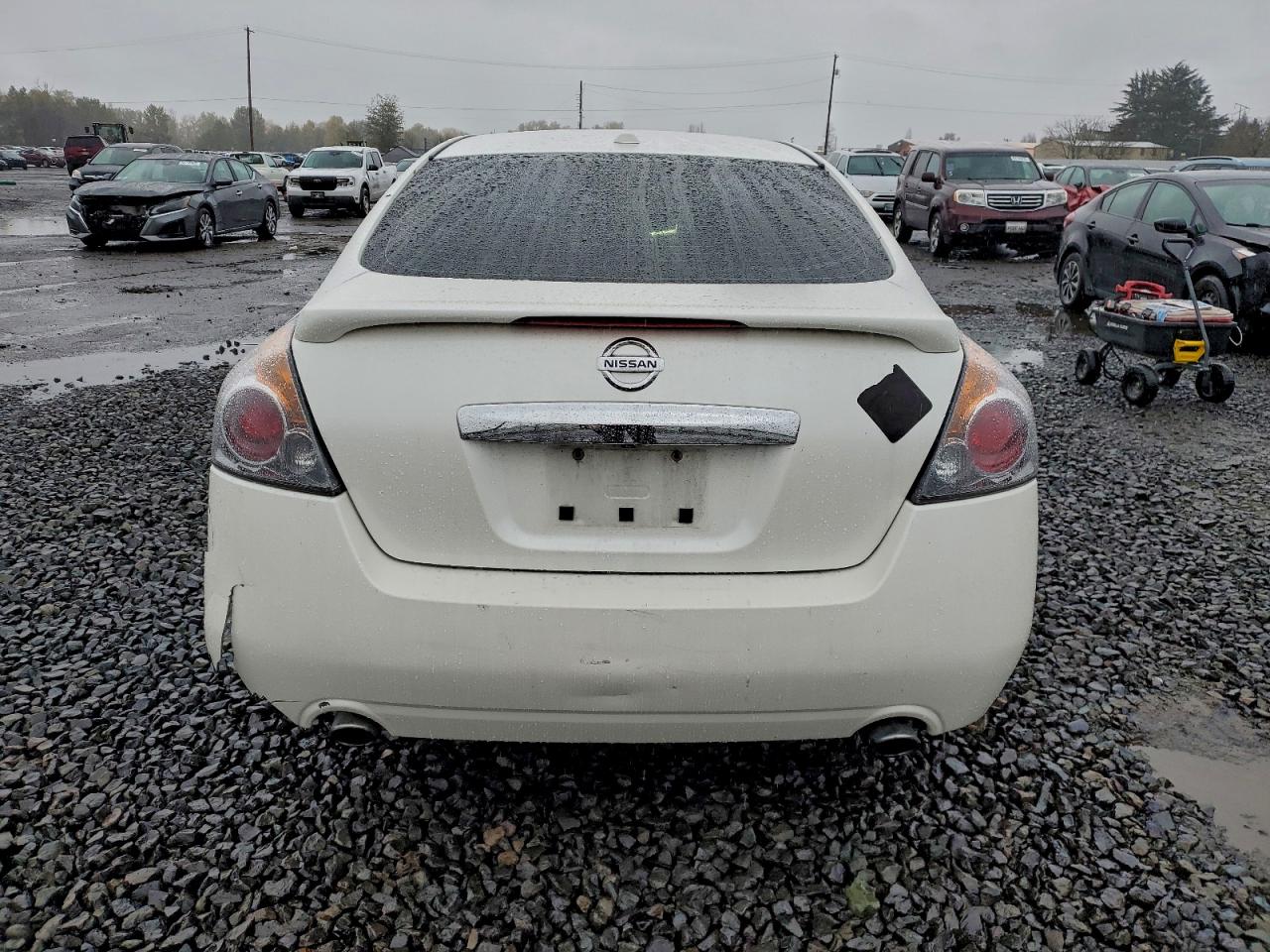 NISSAN ALTIMA BASE