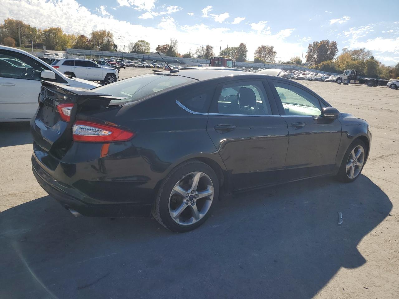 FORD FUSION SE