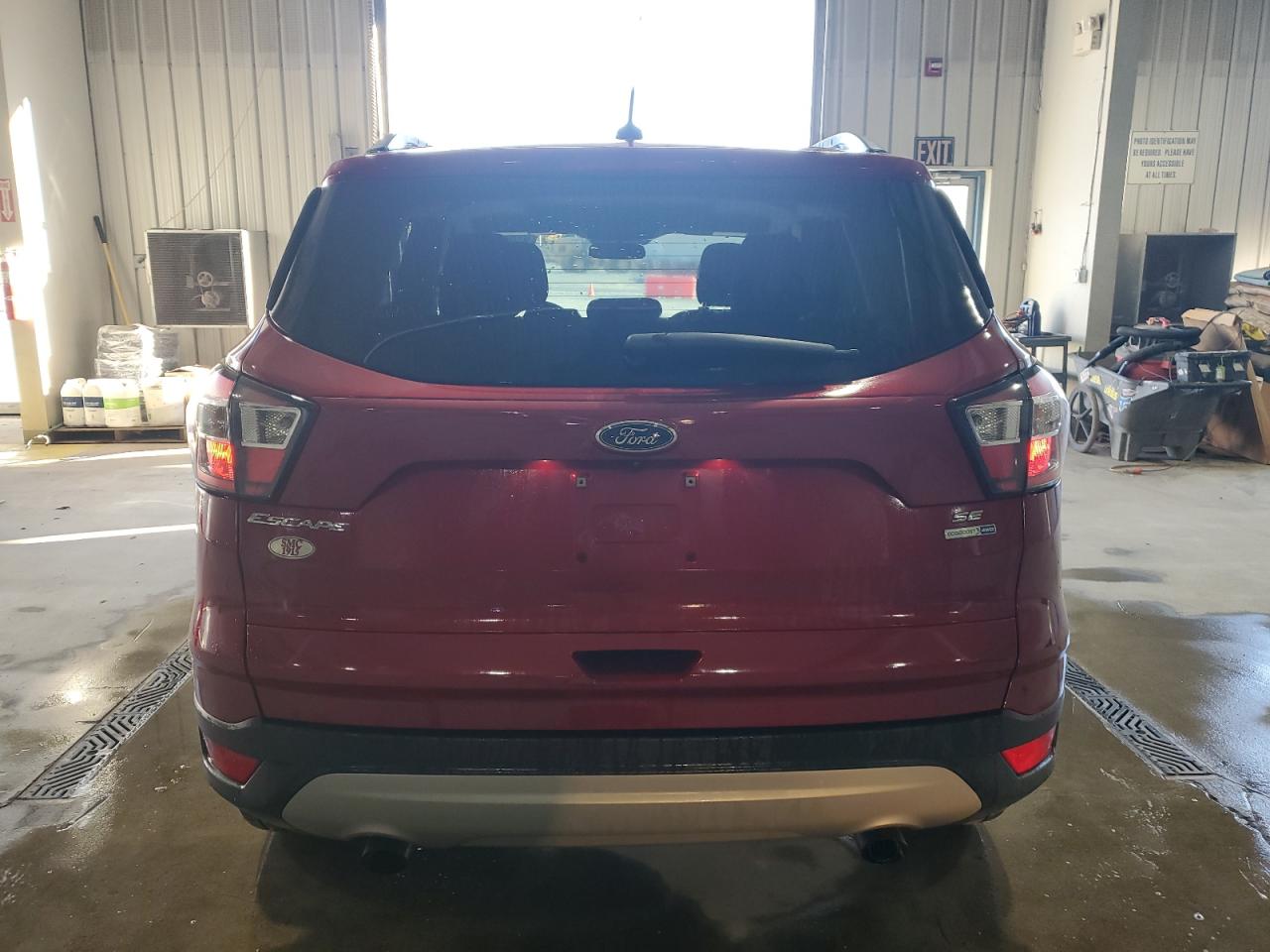 FORD ESCAPE SE