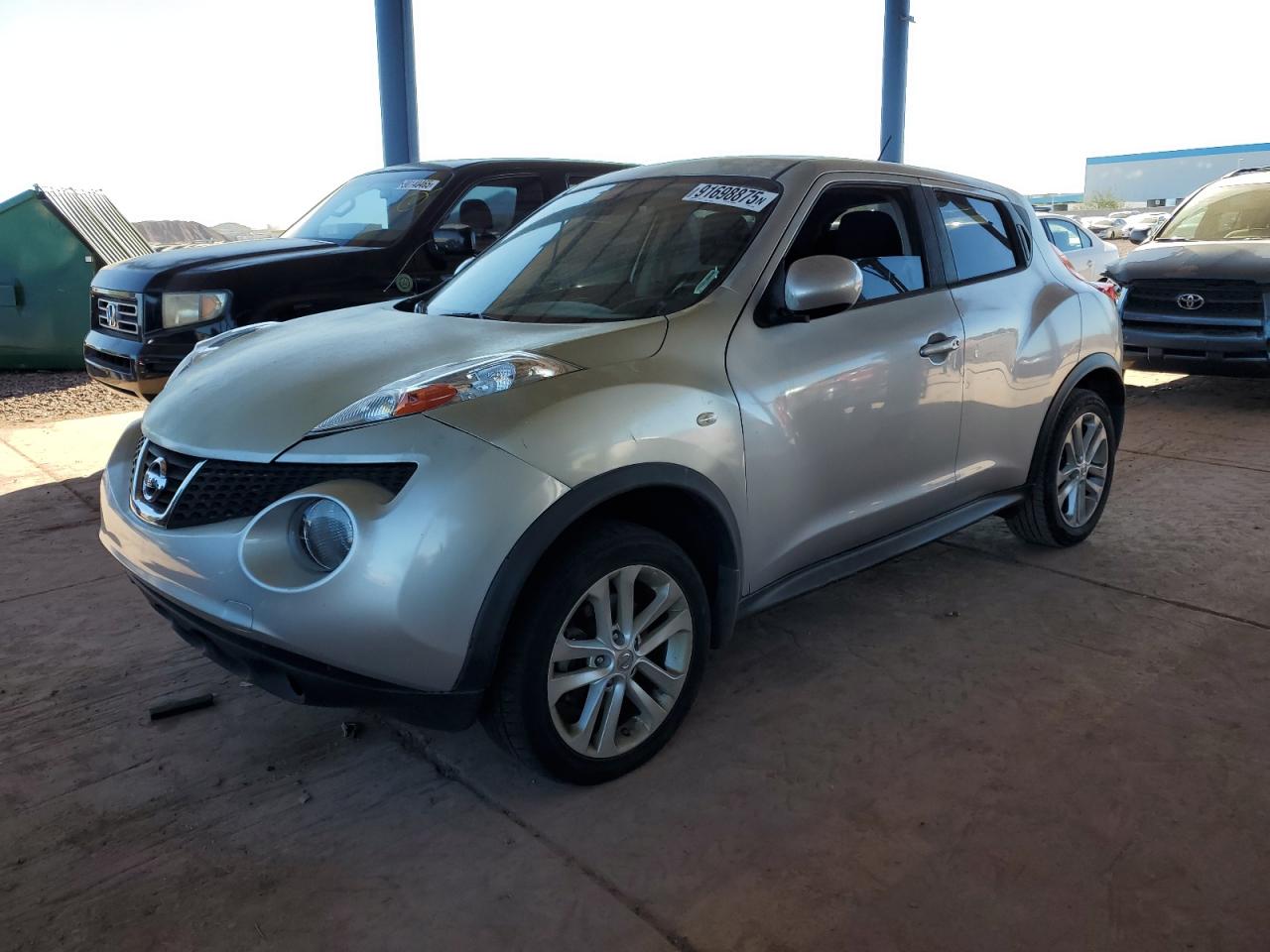 NISSAN JUKE S
