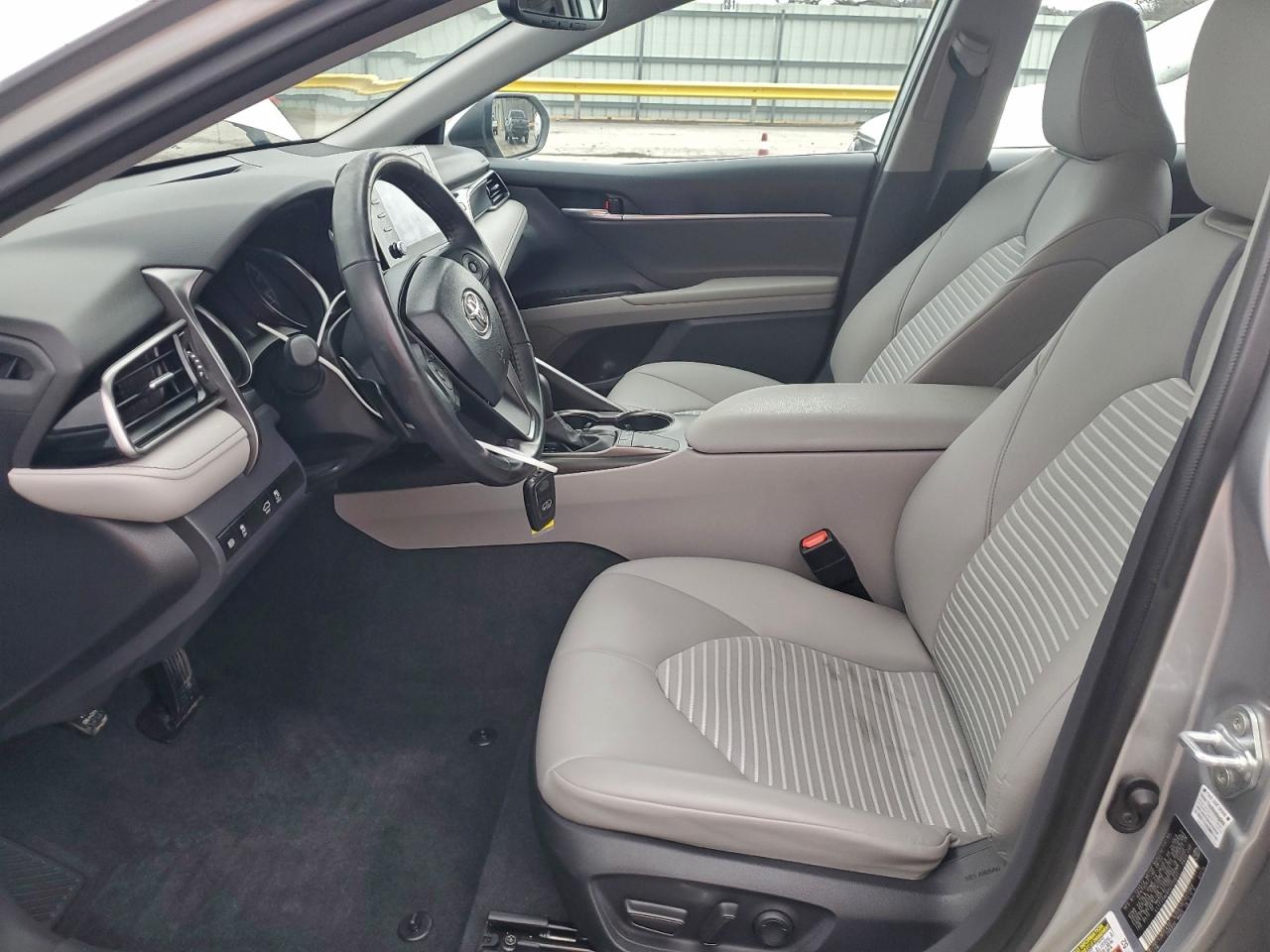 TOYOTA CAMRY SE NIGHT SHADE