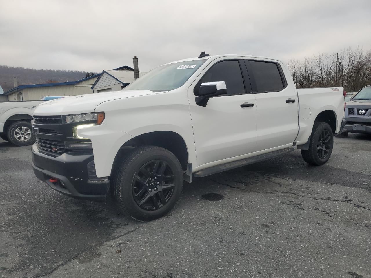 CHEVROLET SILVERADO K1500 LT TRAIL BOSS