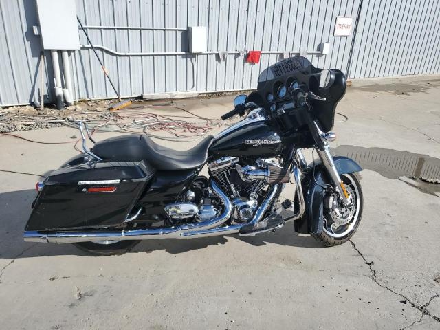 HARLEY-DAVIDSON FLHX STREE