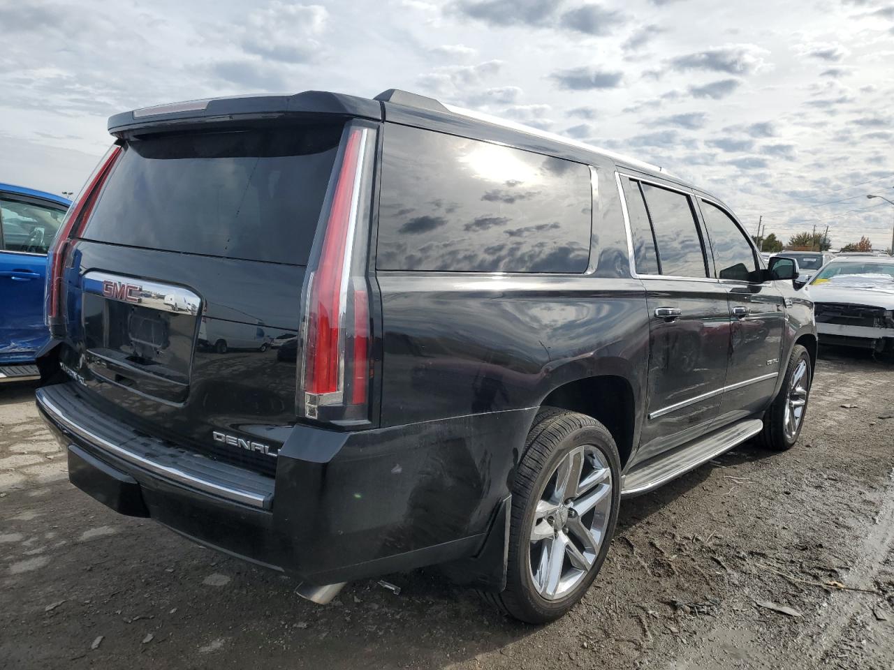 GMC YUKON DENALI