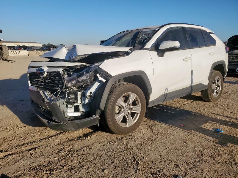 Global Auto Auctions: 2022 TOYOTA RAV4 XLE