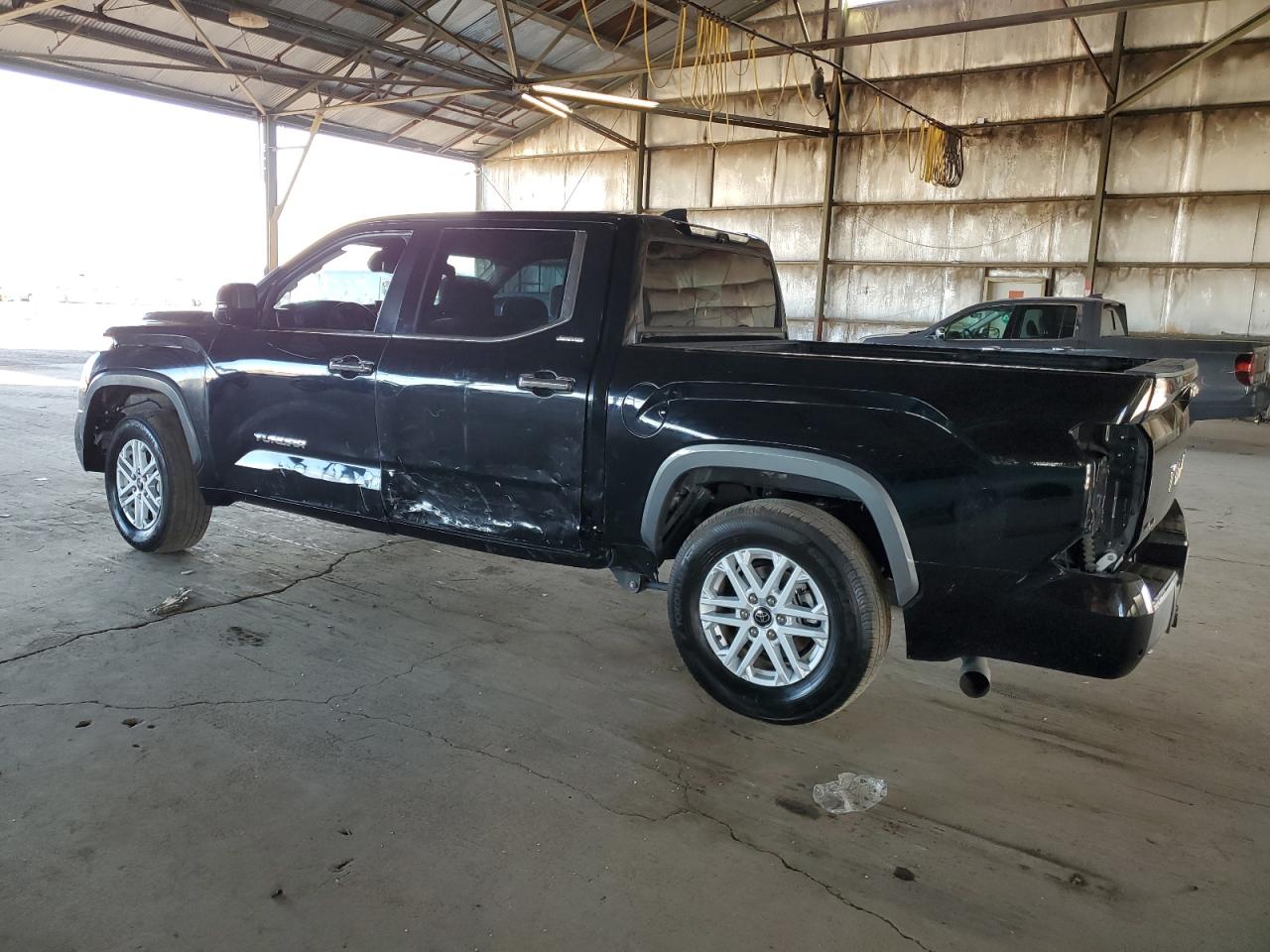 TOYOTA TUNDRA CREWMAX LIMITED