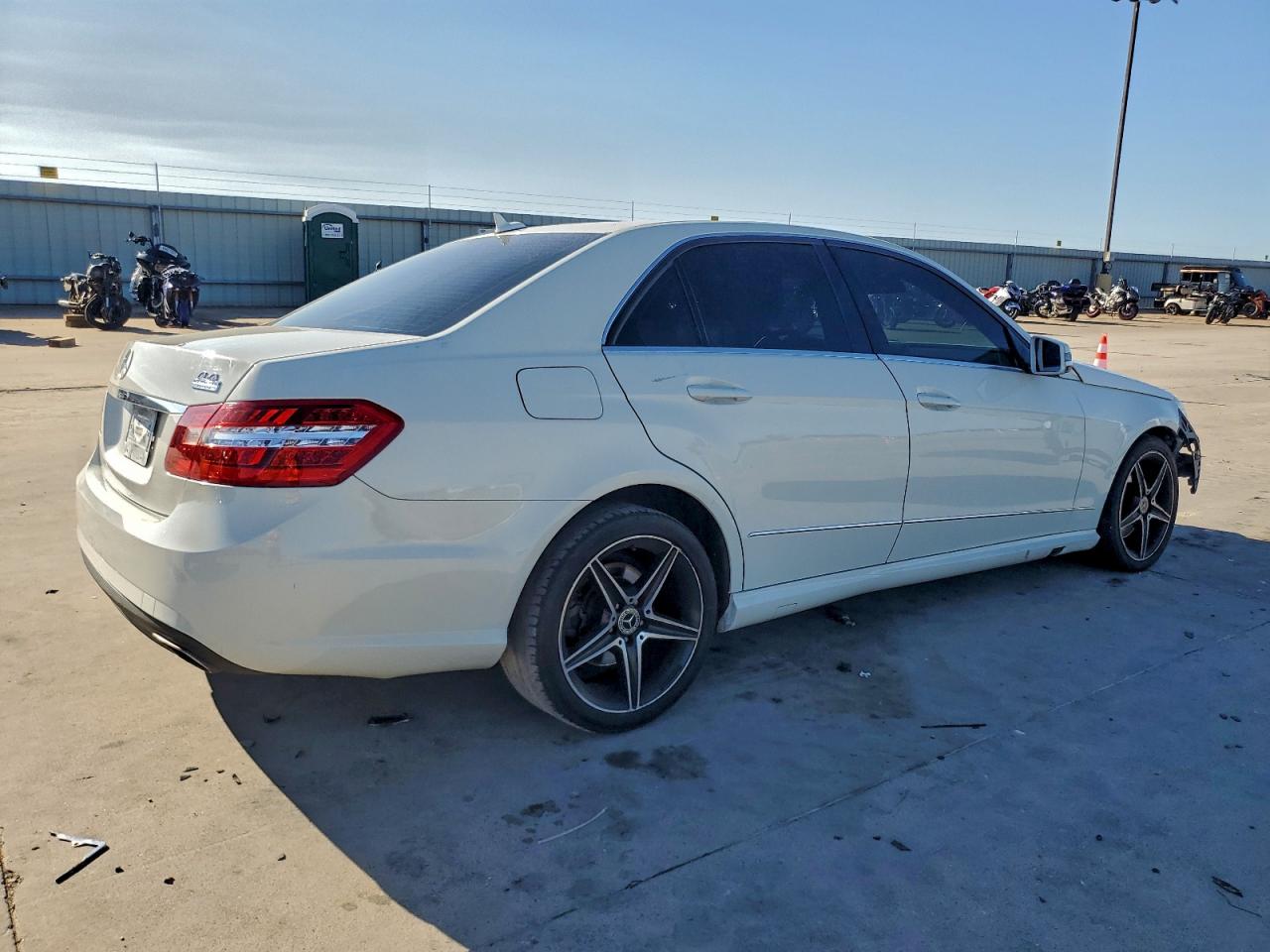 MERCEDES-BENZ E-CLASS 350