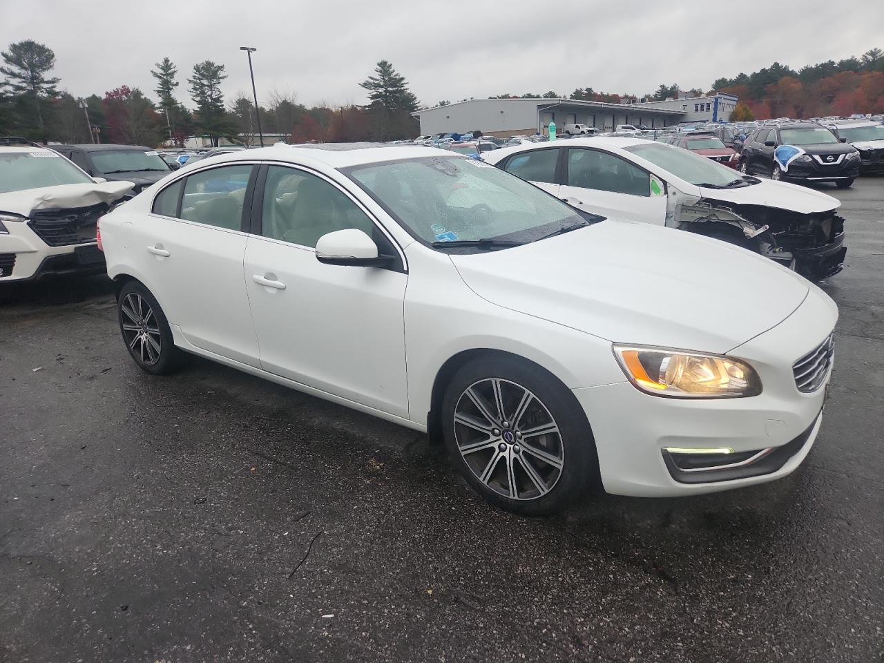 VOLVO S60 PREMIER