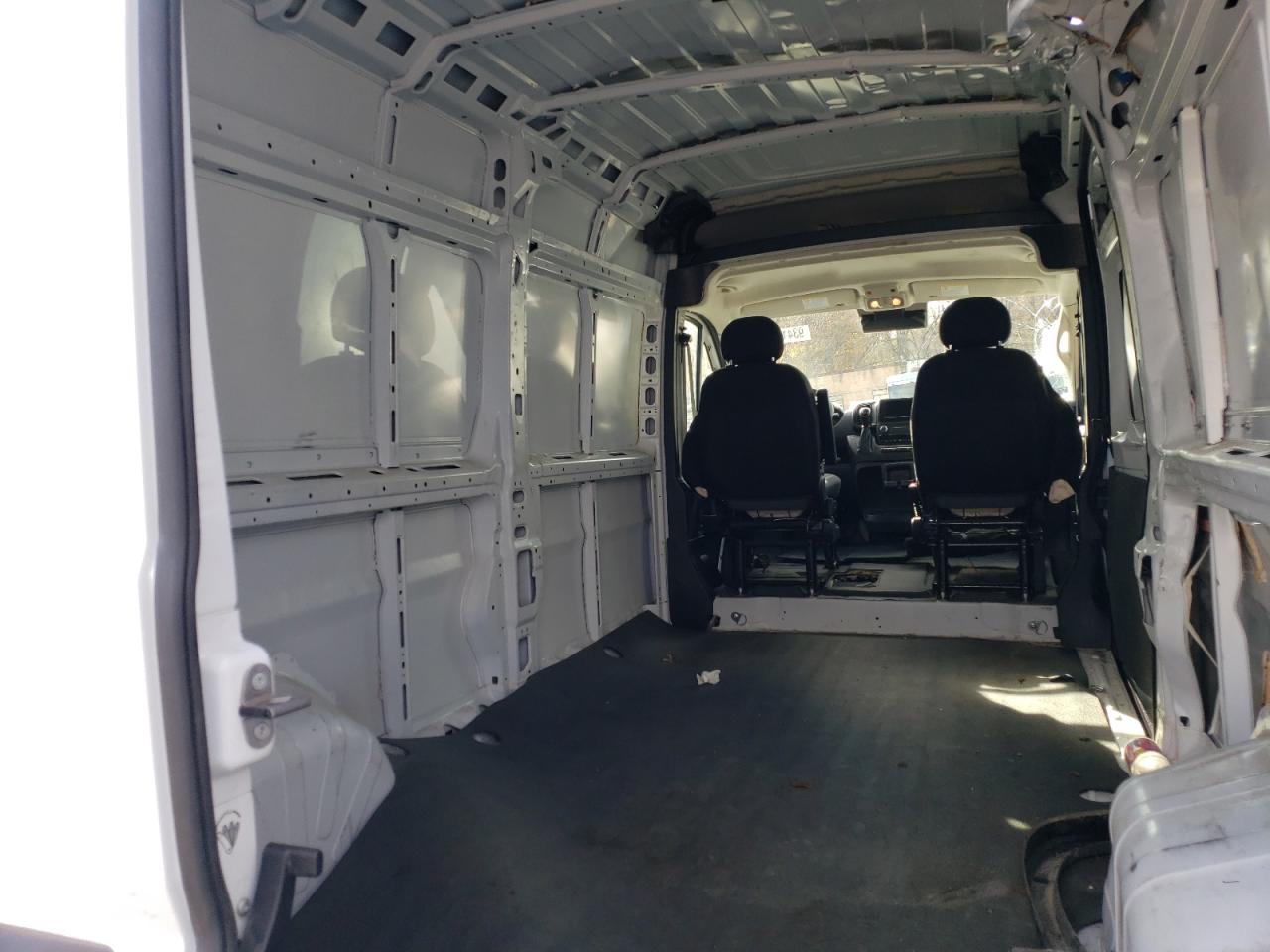 RAM PROMASTER 2500 HIGH