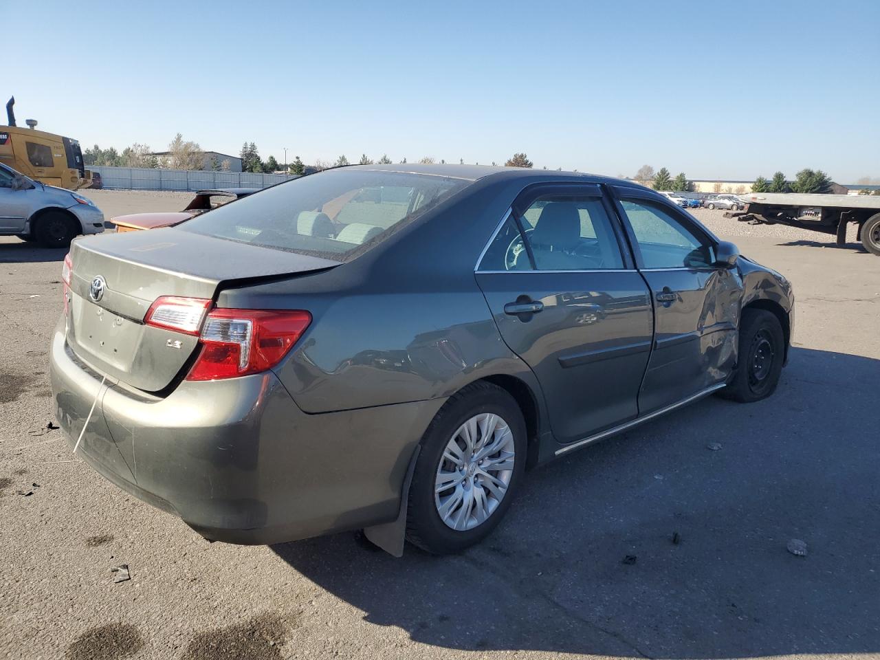 TOYOTA CAMRY L