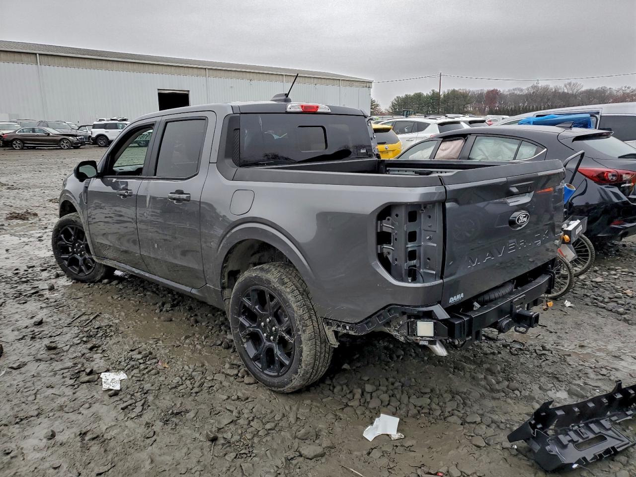 FORD MAVERICK LARIAT