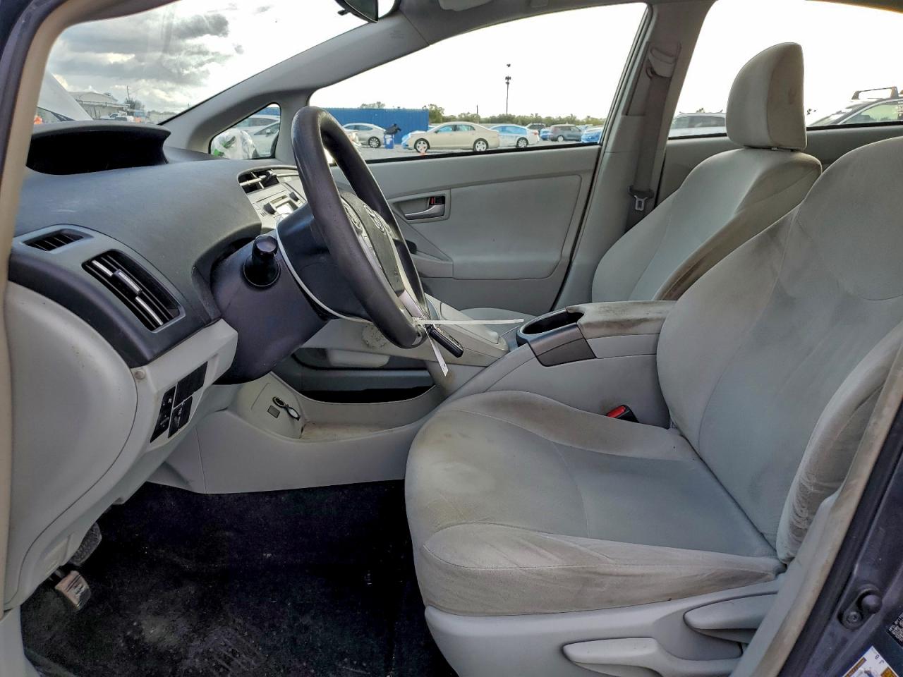 Lot #3311582792 2015 TOYOTA PRIUS