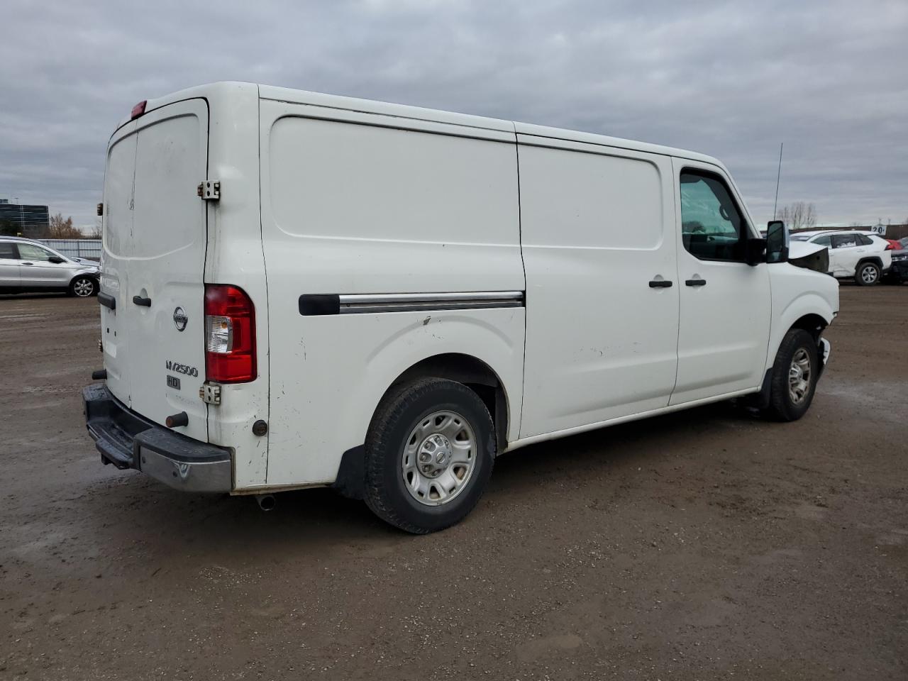 NISSAN NV2500 2500 S