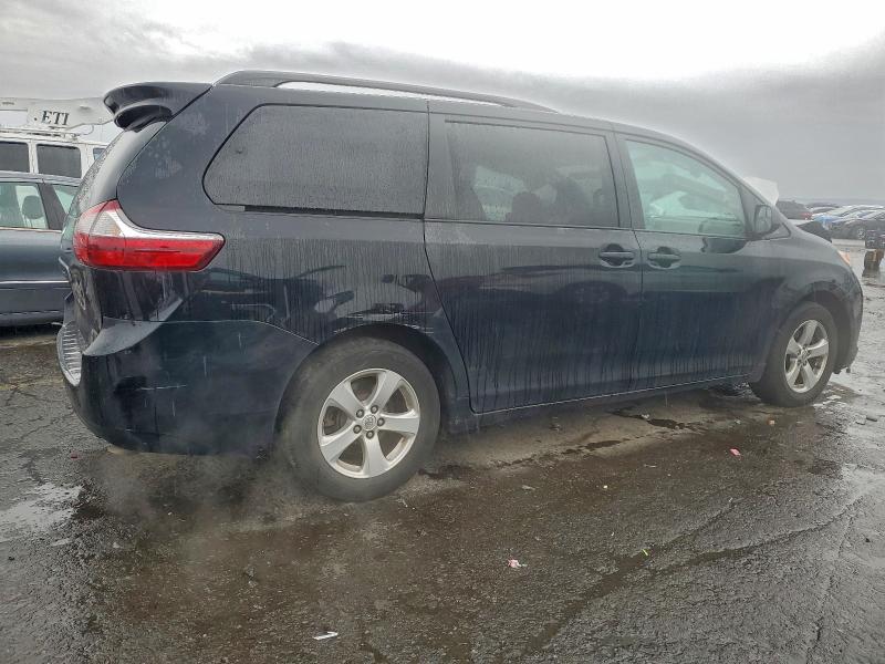 2016 TOYOTA SIENNA LE #3304670954