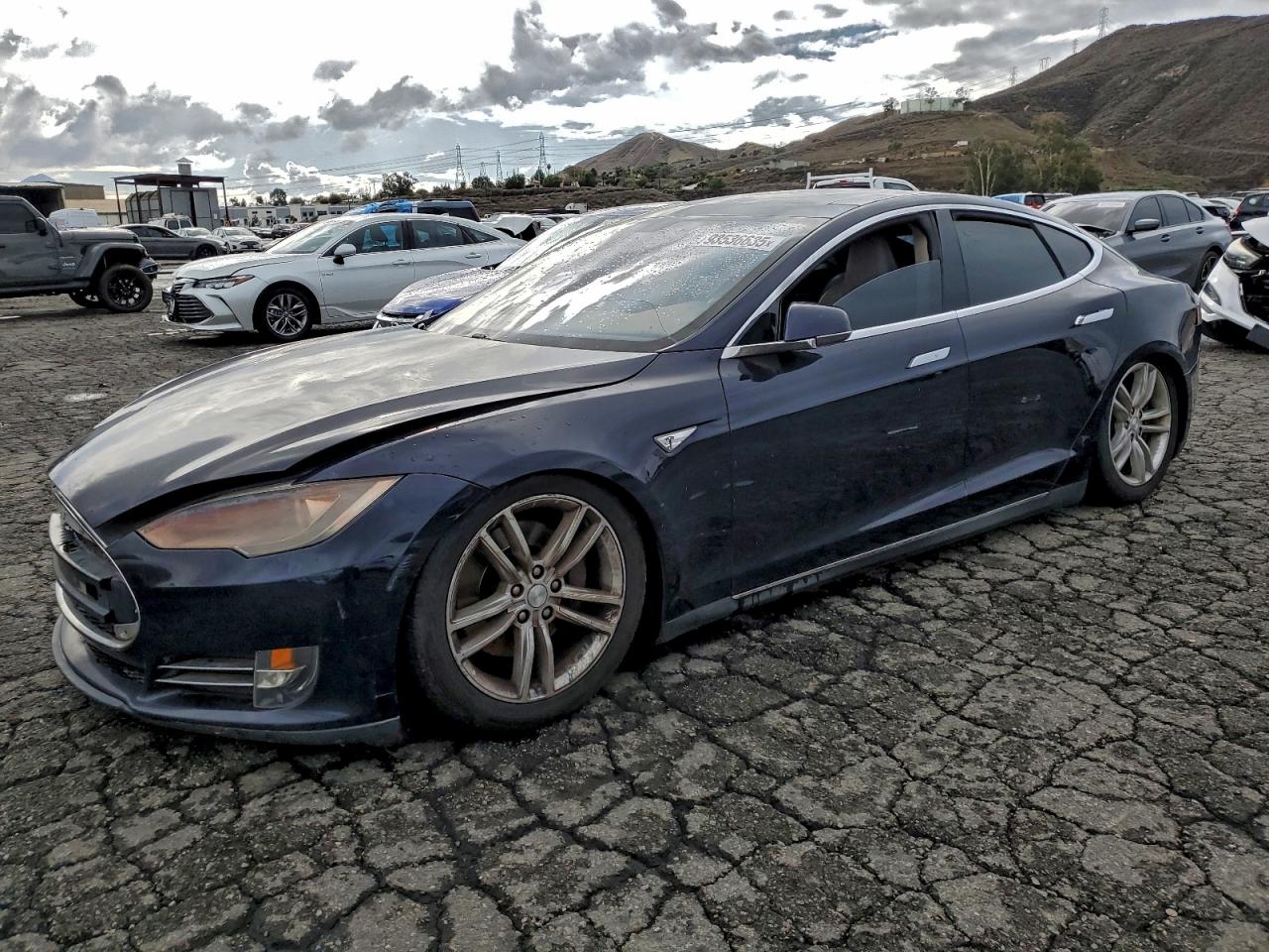 TESLA MODEL S