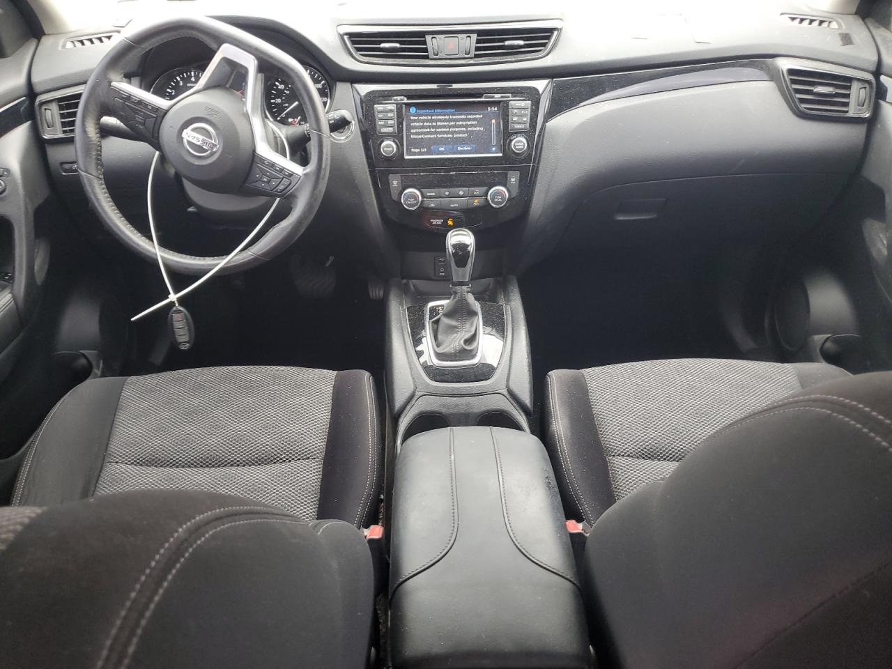 NISSAN ROGUE SPORT S