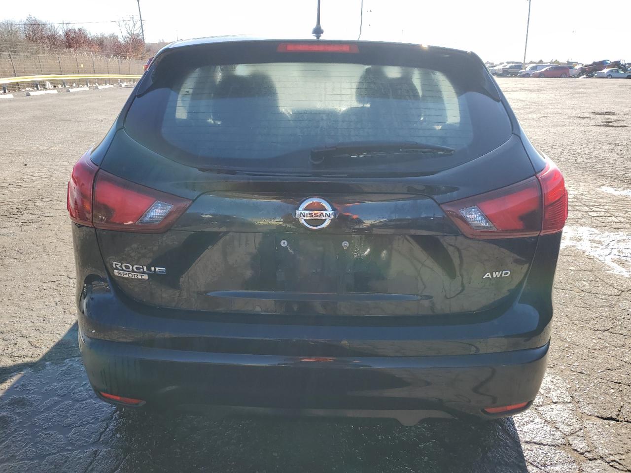 NISSAN ROGUE SPORT S