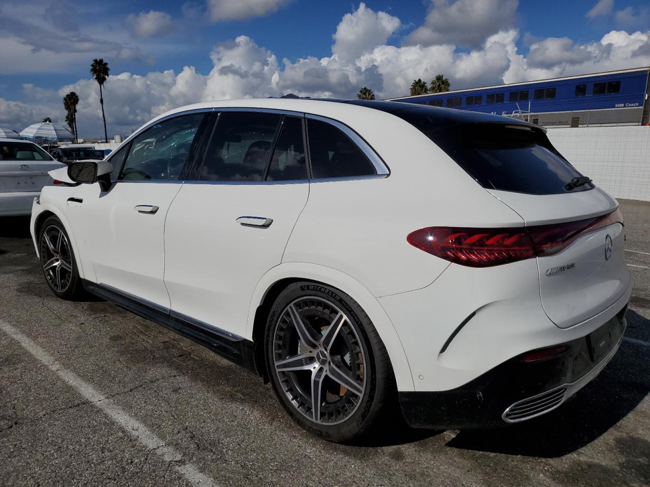 MERCEDES-BENZ EQE SUV AMG 4MATIC