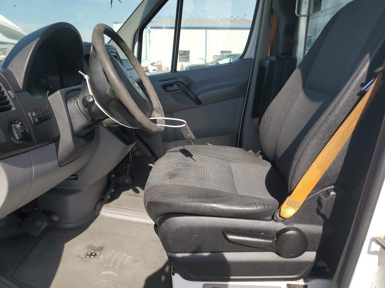 MERCEDES-BENZ SPRINTER 2500