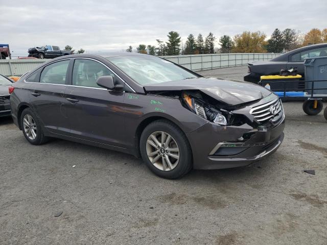 2015 HYUNDAI SONATA SE 5NPE24AF2FH061579