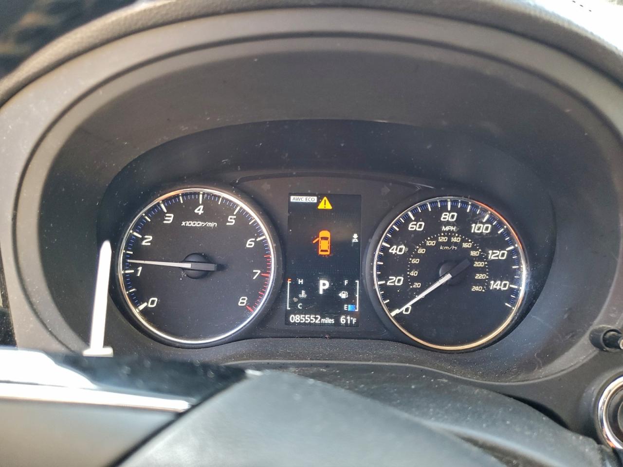 MITSUBISHI OUTLANDER SE