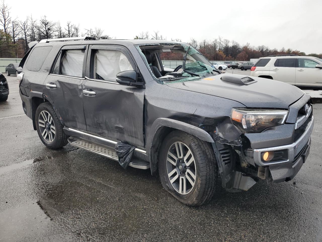 TOYOTA 4RUNNER SR5/SR5 PREMIUM