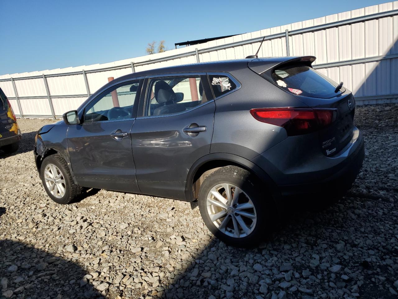 NISSAN ROGUE SPORT S