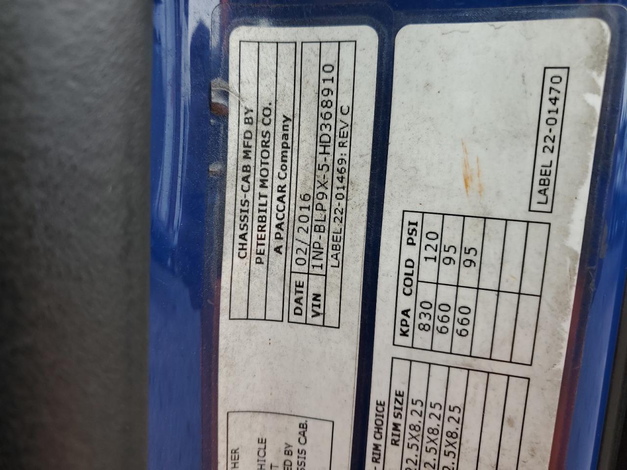 Lot #3286700281 2017 PETERBILT 579