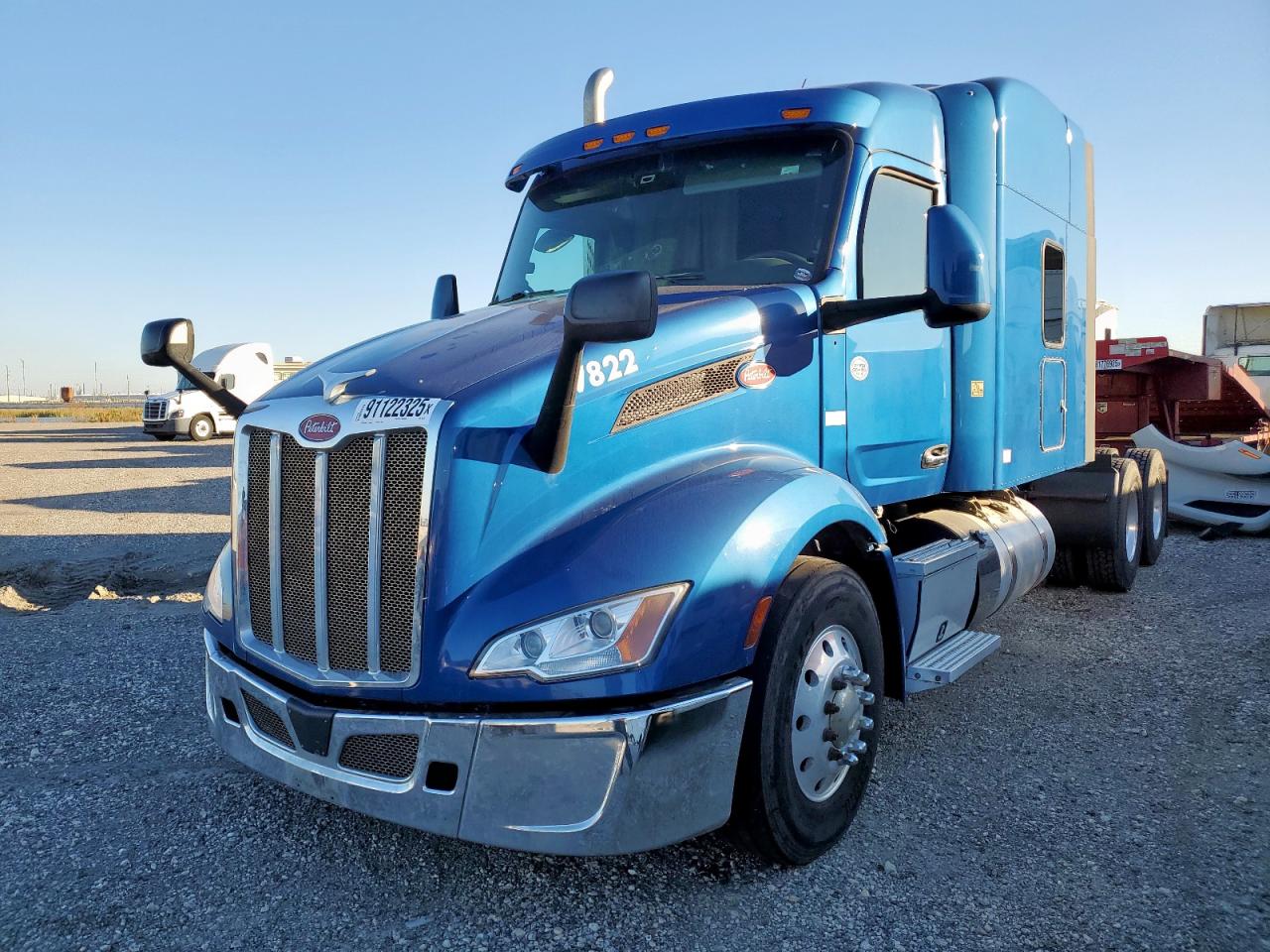 Lot #3290322964 2022 PETERBILT 579