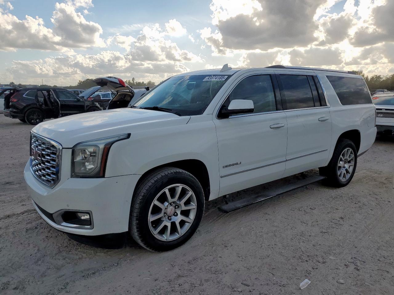 GMC YUKON DENALI
