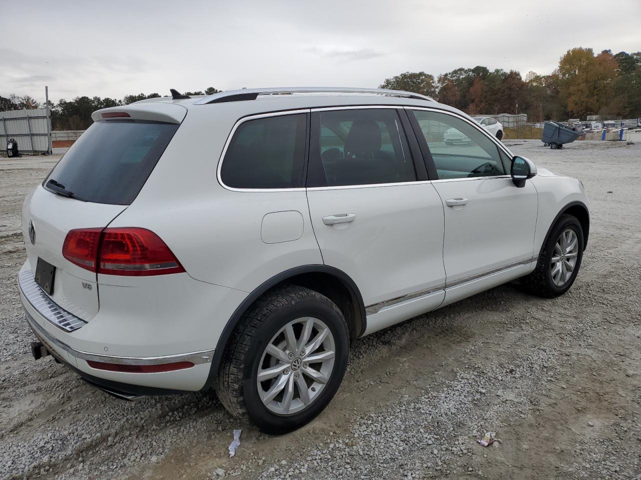VOLKSWAGEN TOUAREG SPORT
