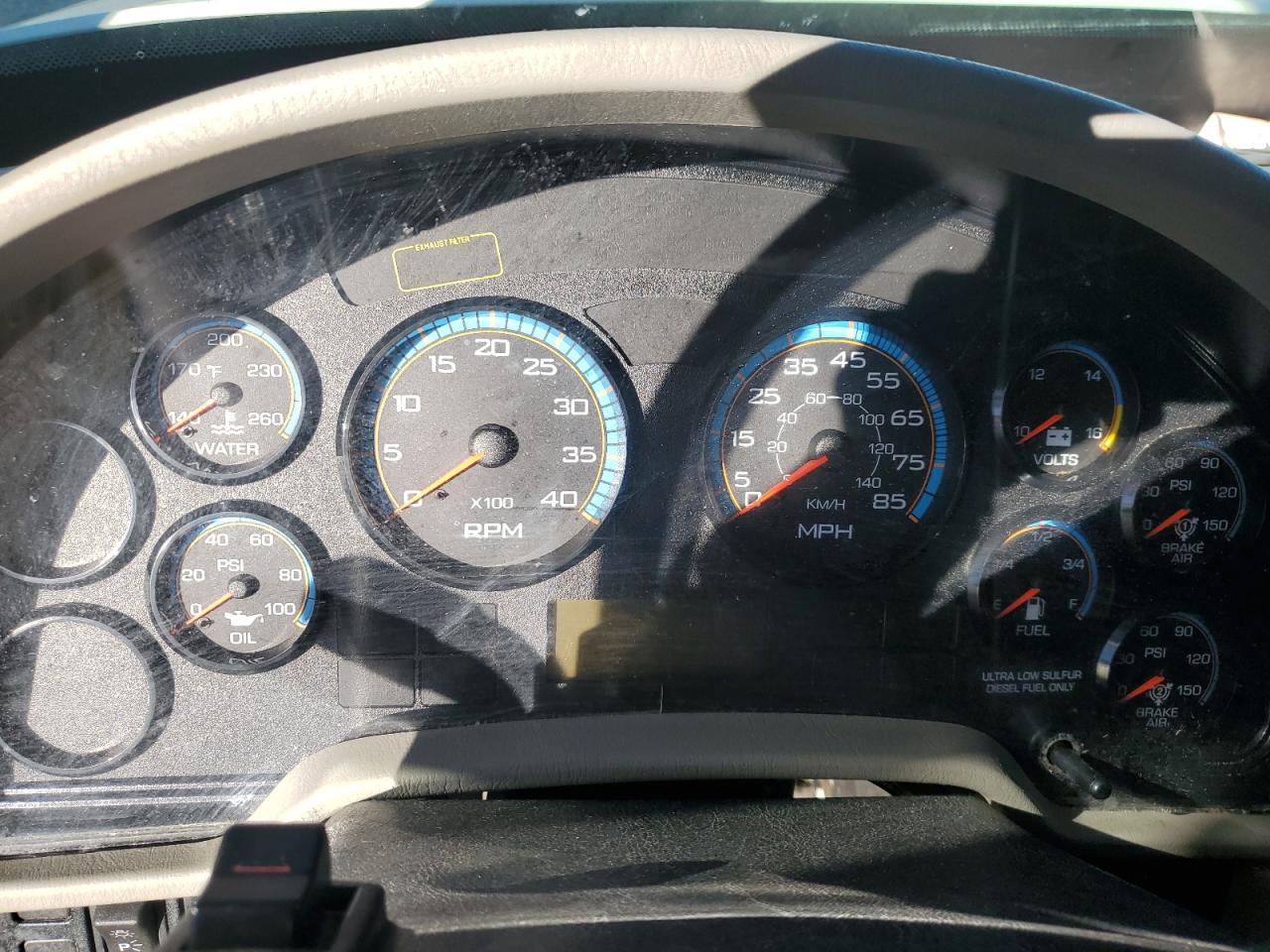 Lot #3291441163 2013 INTERNATIONAL 4300