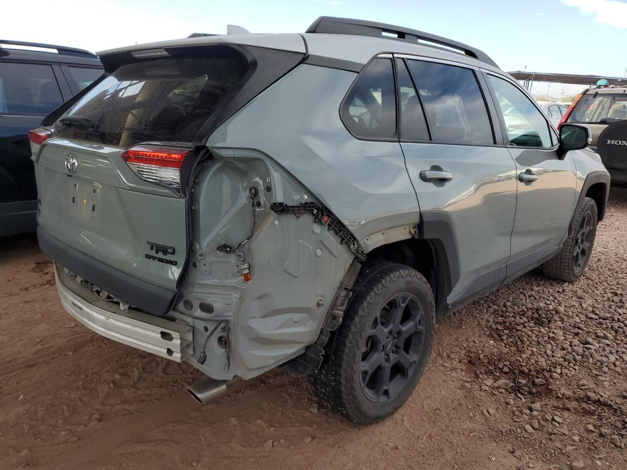 TOYOTA RAV4 ADVENTURE