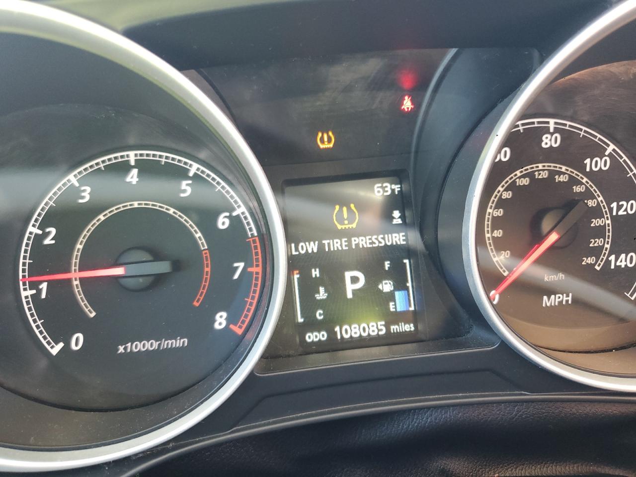 MITSUBISHI OUTLANDER ES