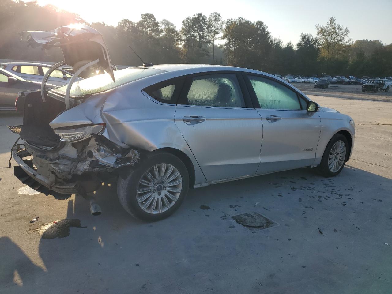 FORD FUSION SE HYBRID