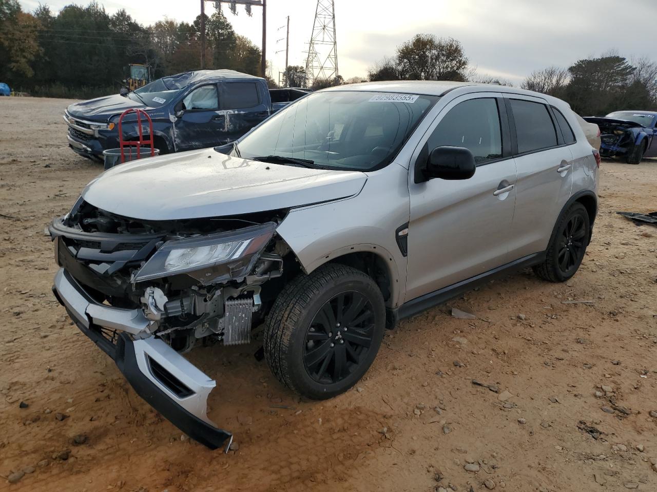 MITSUBISHI OUTLANDER ES