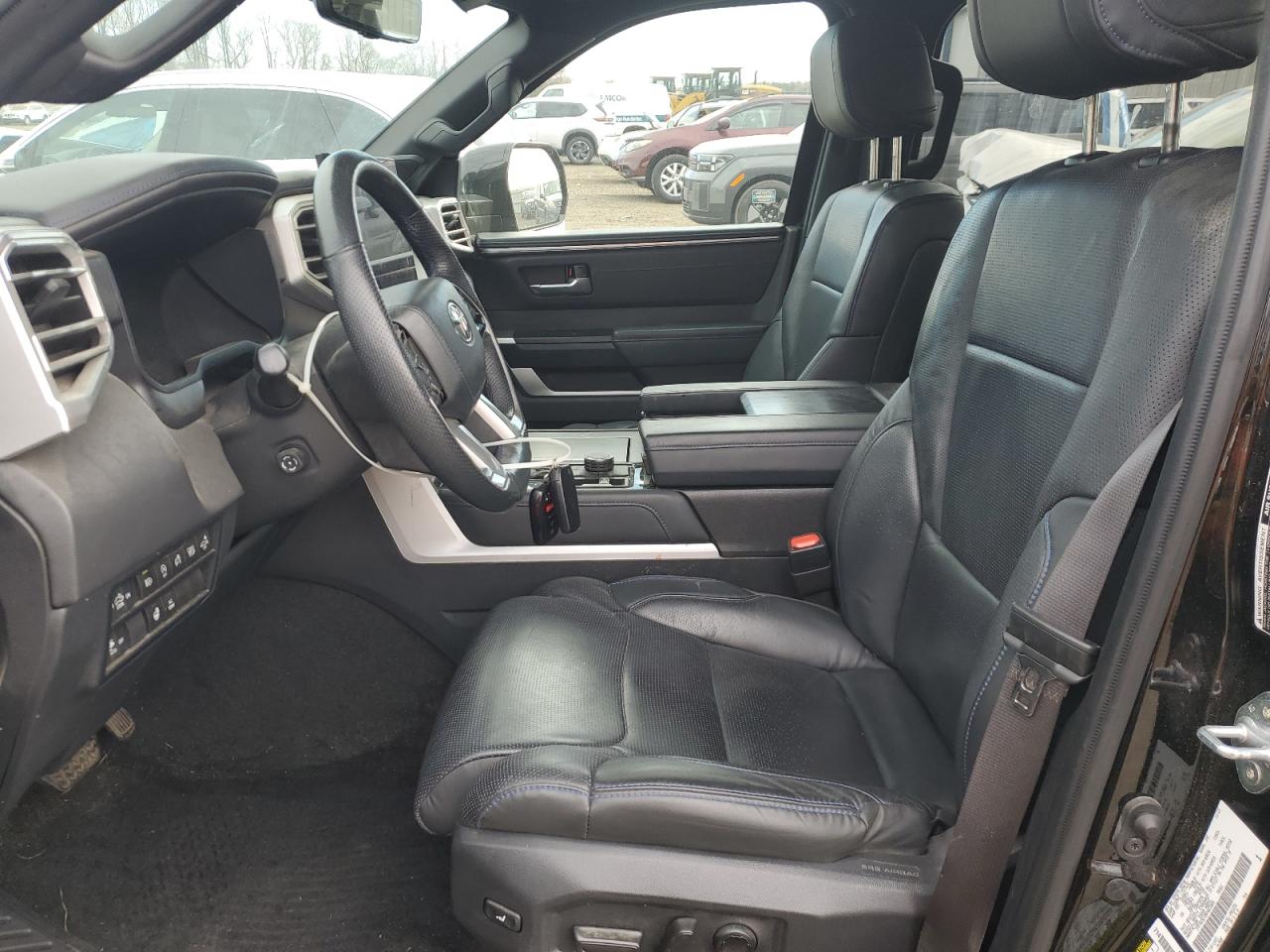 TOYOTA TUNDRA CREWMAX PLATINUM