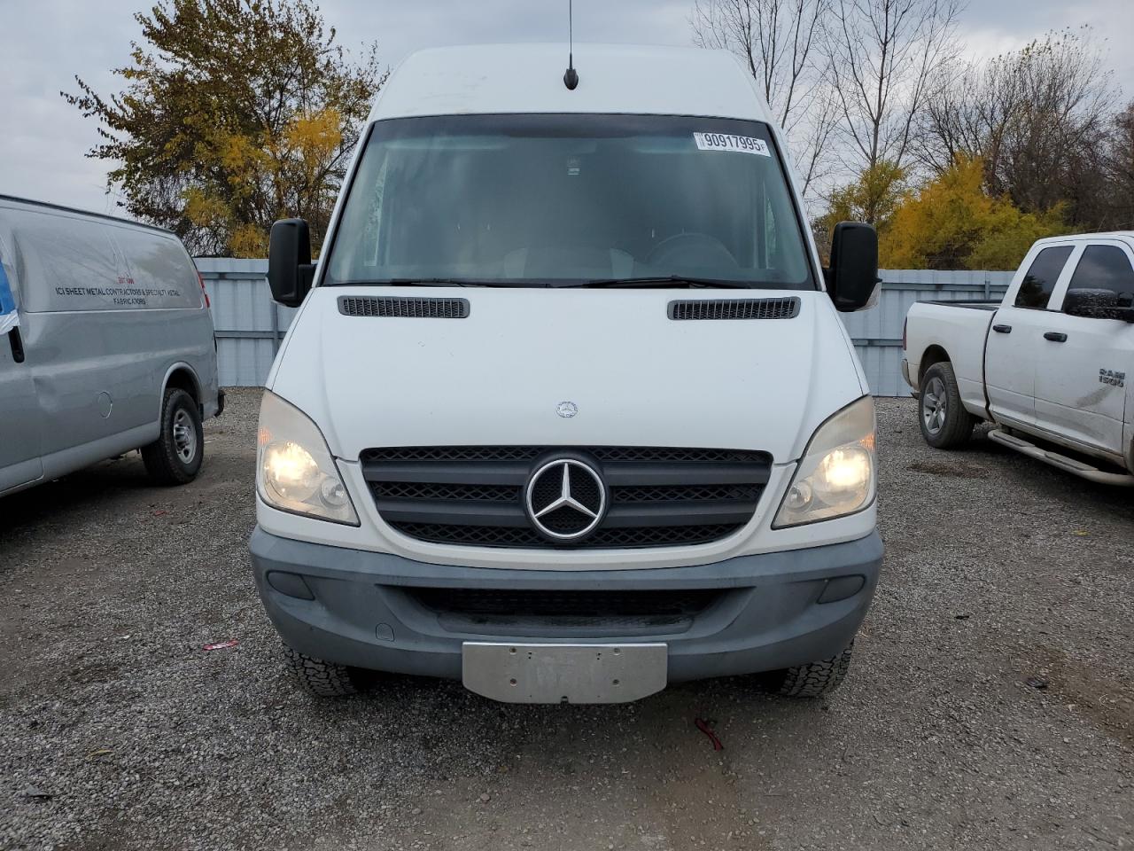 MERCEDES-BENZ SPRINTER 2500