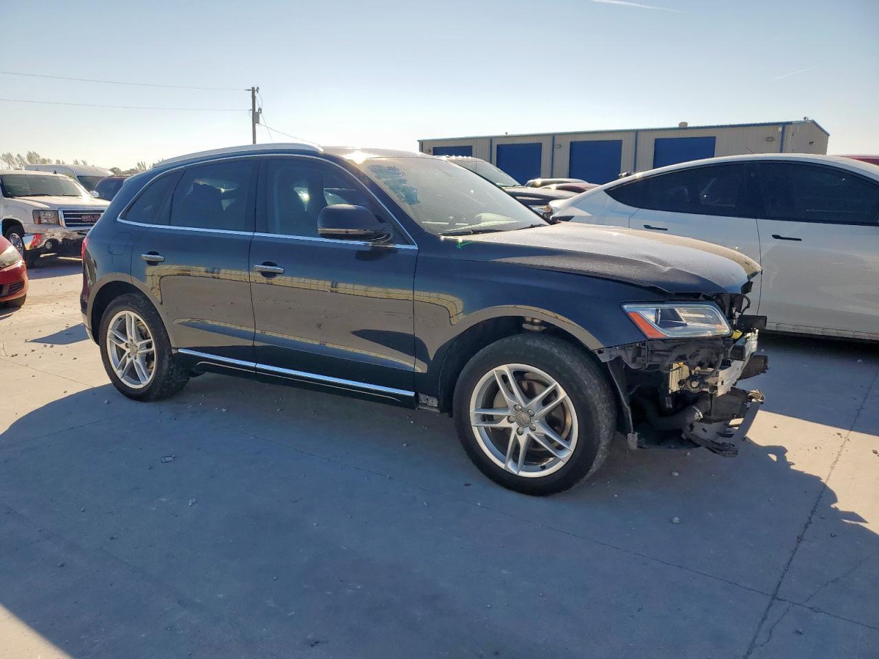 AUDI Q5 PREMIUM PLUS
