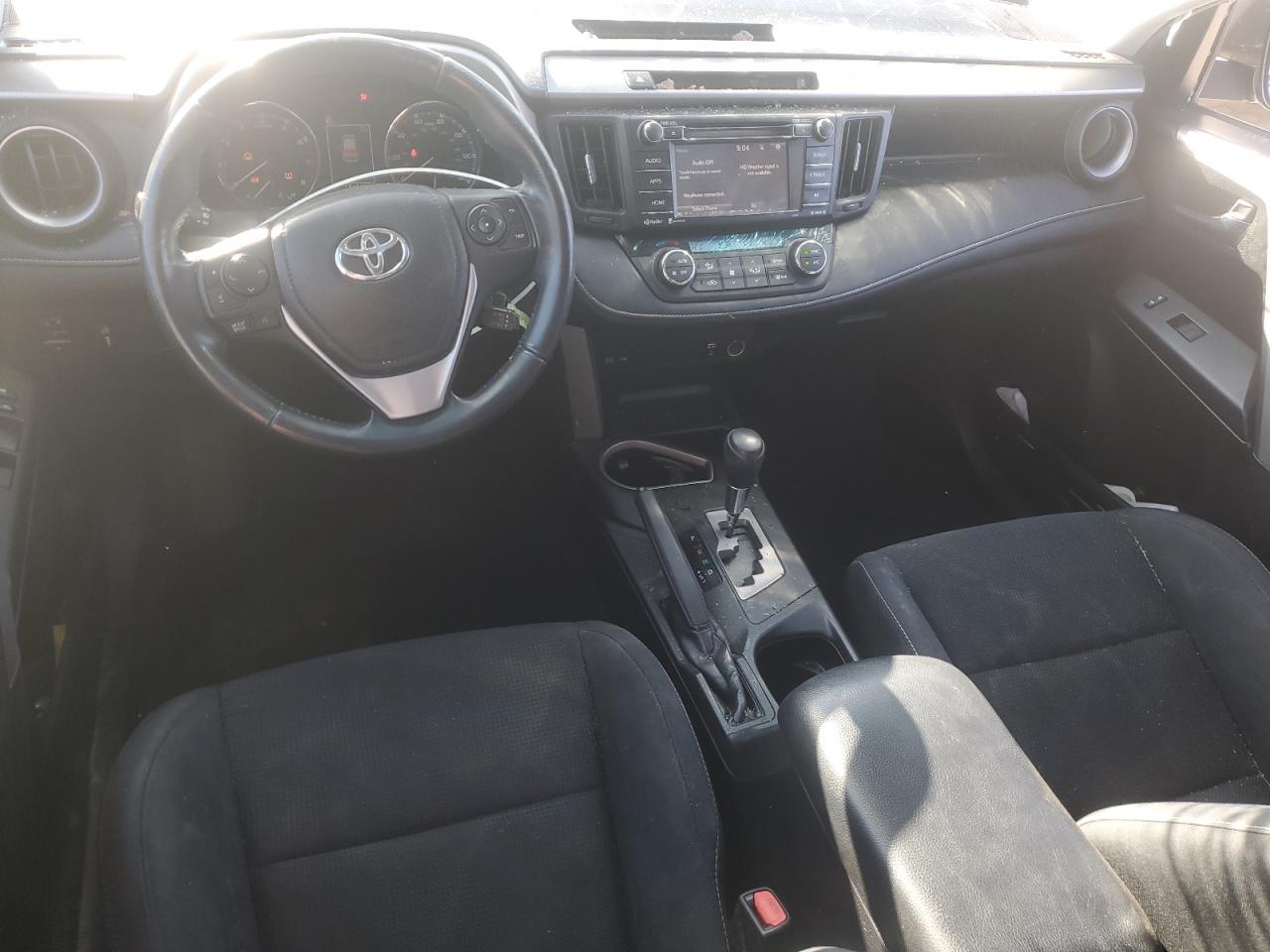 TOYOTA RAV4 XLE